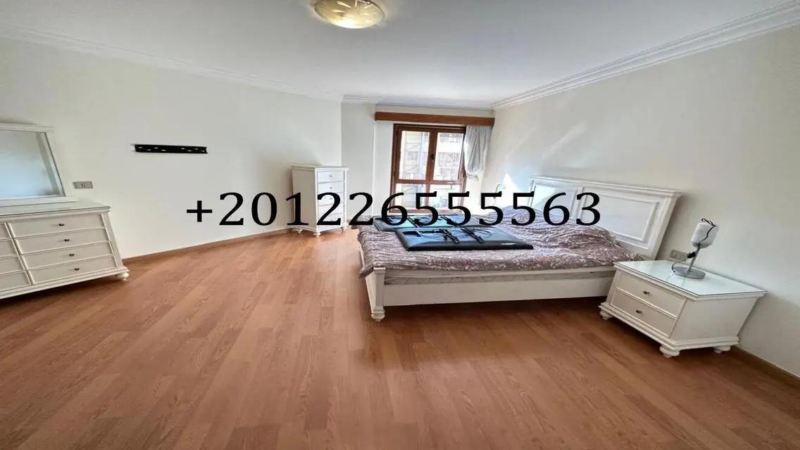 Luxury 4-Bedroom Apartment with Stunning Views