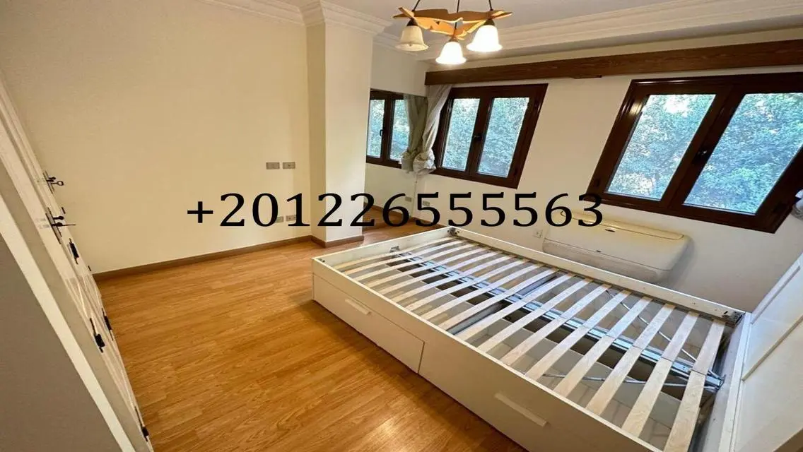 Luxury 4-Bedroom Apartment with Stunning Views