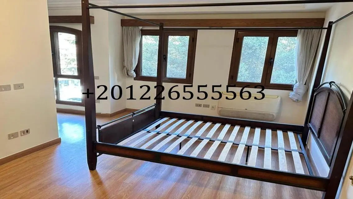 Luxury 4-Bedroom Apartment with Stunning Views