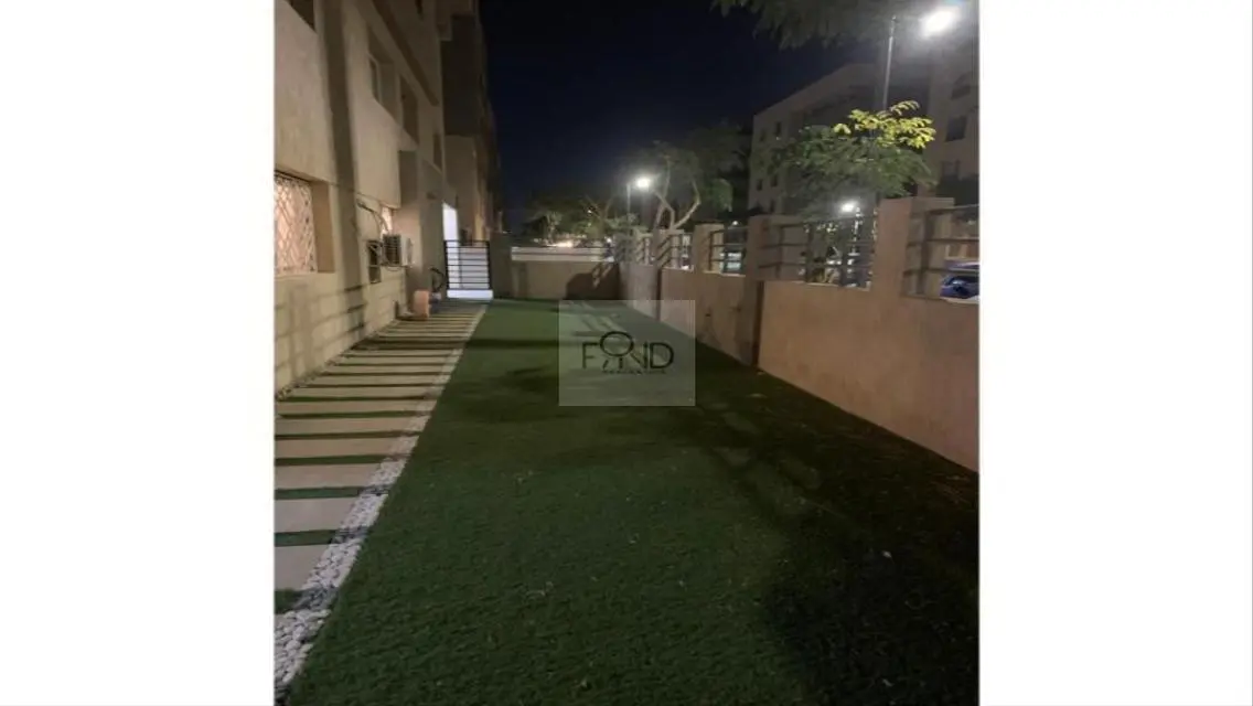 شقة فاخرة في مجمع راقٍ مع إطلالات رائعة