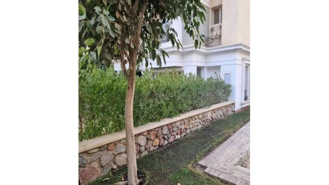 فيلا رائعة للإيجار بمساحة 230 متر