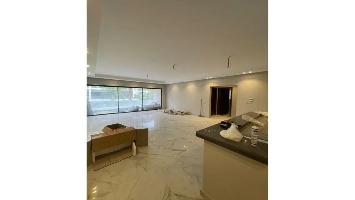 Luxury Villa with Amazing Features for Sale in Prime Location
