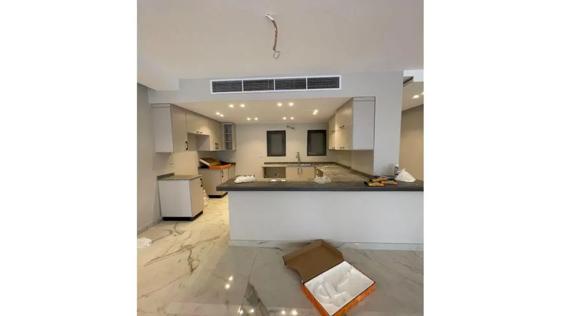 Luxury Villa with Amazing Features for Sale in Prime Location