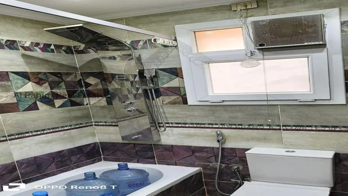 شقة فاخرة بمساحة 800 متر للبيع