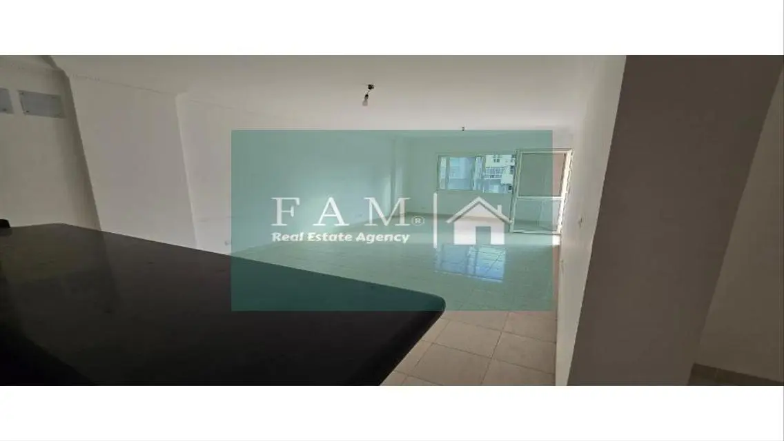 Luxury Apartment in All Season Park