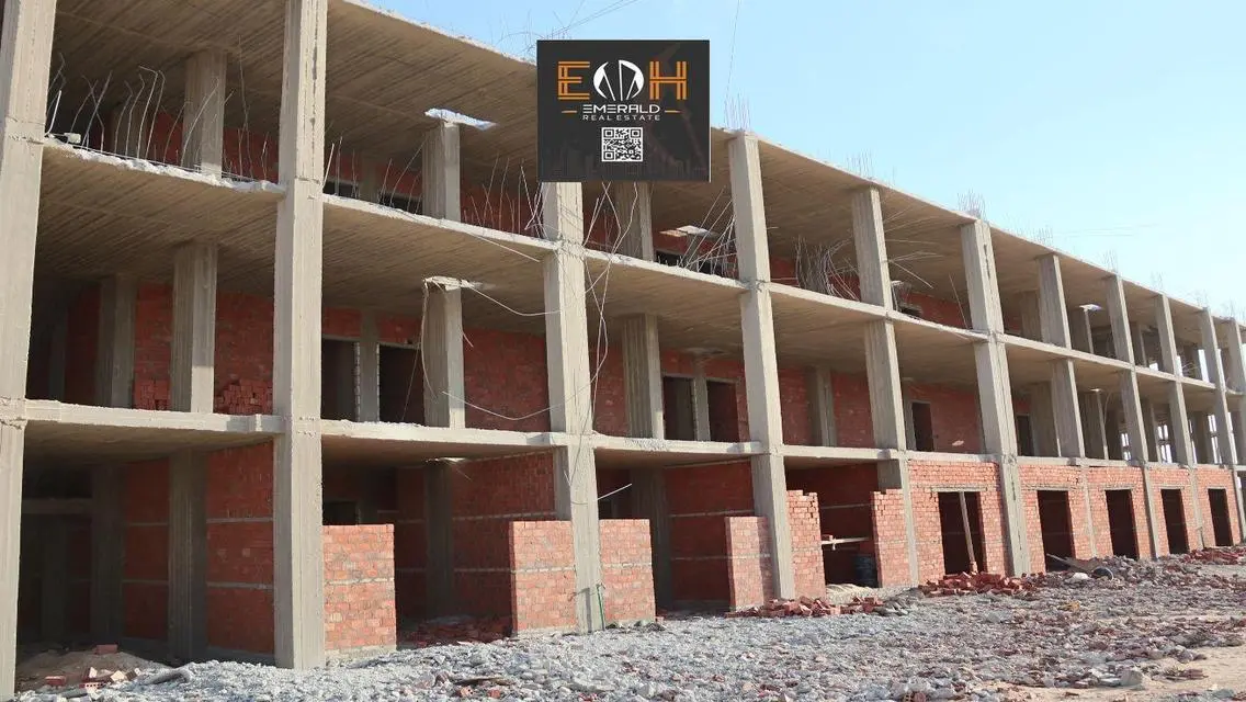 Luxury Apartment with Premium Amenities