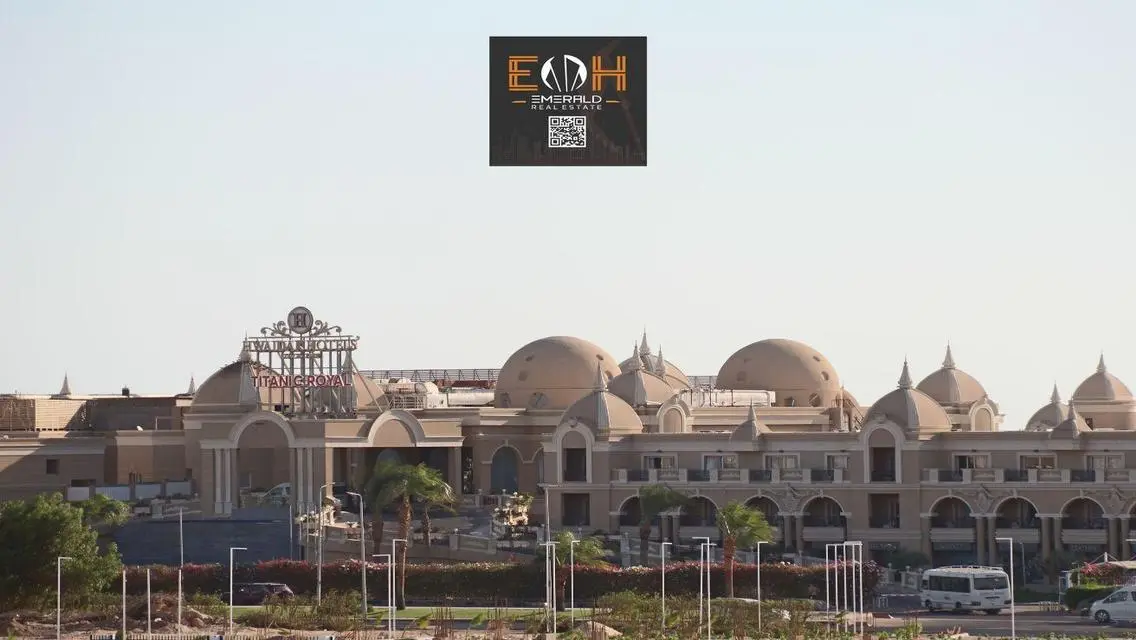 Luxury Apartment with Premium Amenities