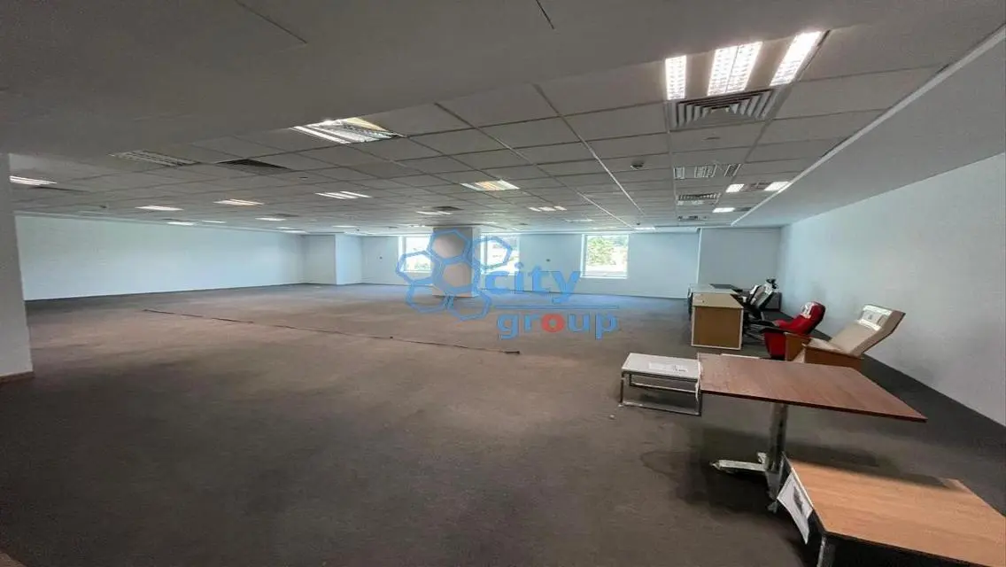Investment Opportunity: Office for Sale with 1000 Square Meters