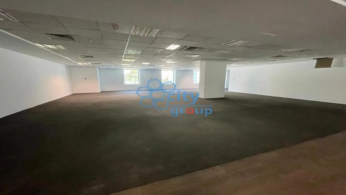 Investment Opportunity: Office for Sale with 1000 Square Meters