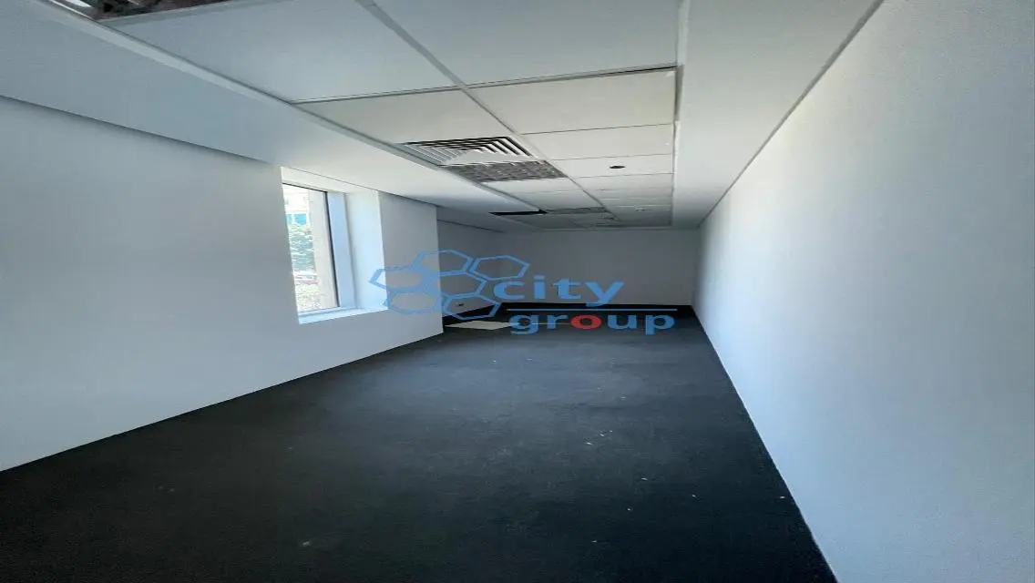 Investment Opportunity: Office for Sale with 1000 Square Meters