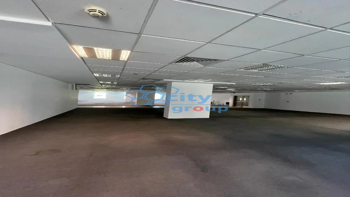 Investment Opportunity: Office for Sale with 1000 Square Meters