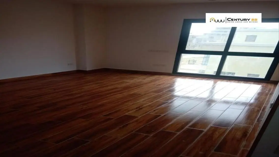 Luxury Apartment for Sale at 20-V Residence