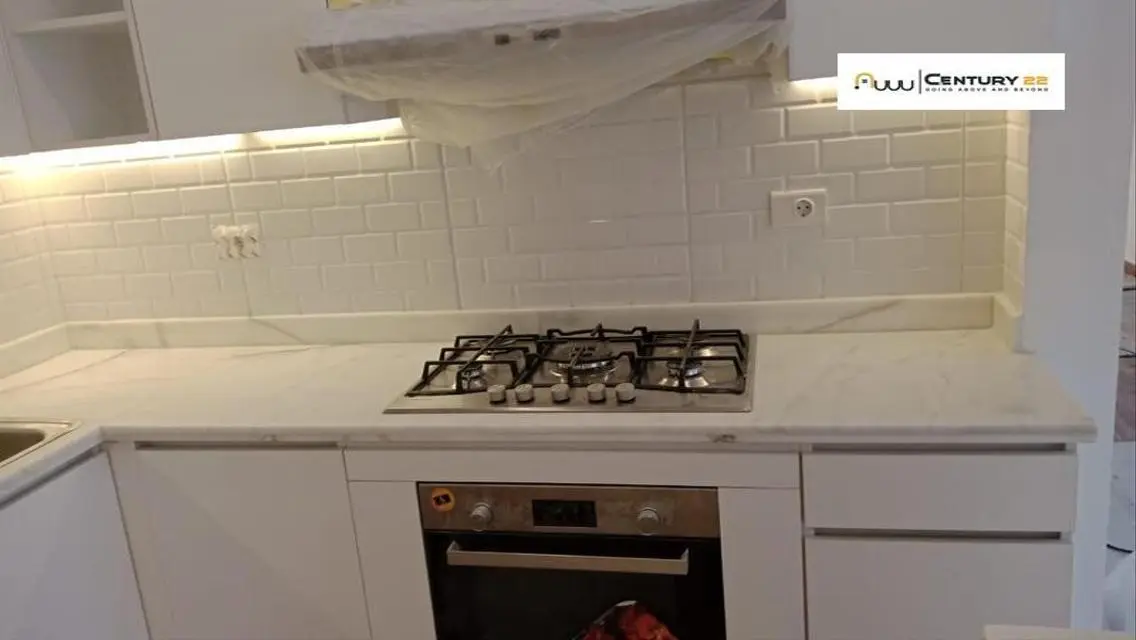 Luxury Apartment for Sale at 20-V Residence