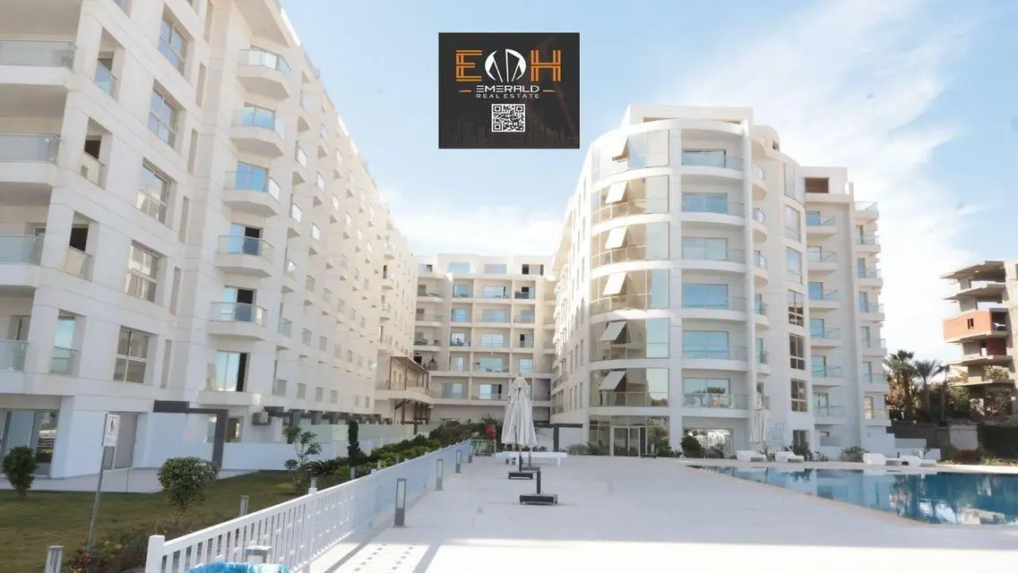 Luxury Apartment for Sale with 1300 Meters Space and Pool