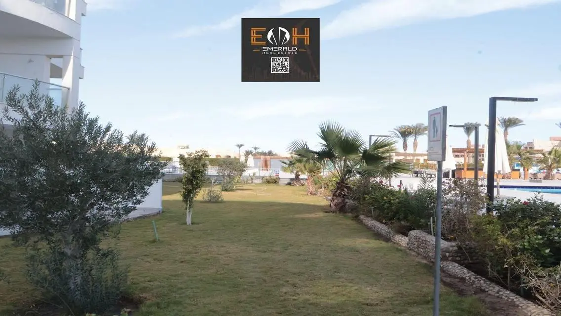 Luxury Apartment for Sale with 1300 Meters Space and Pool
