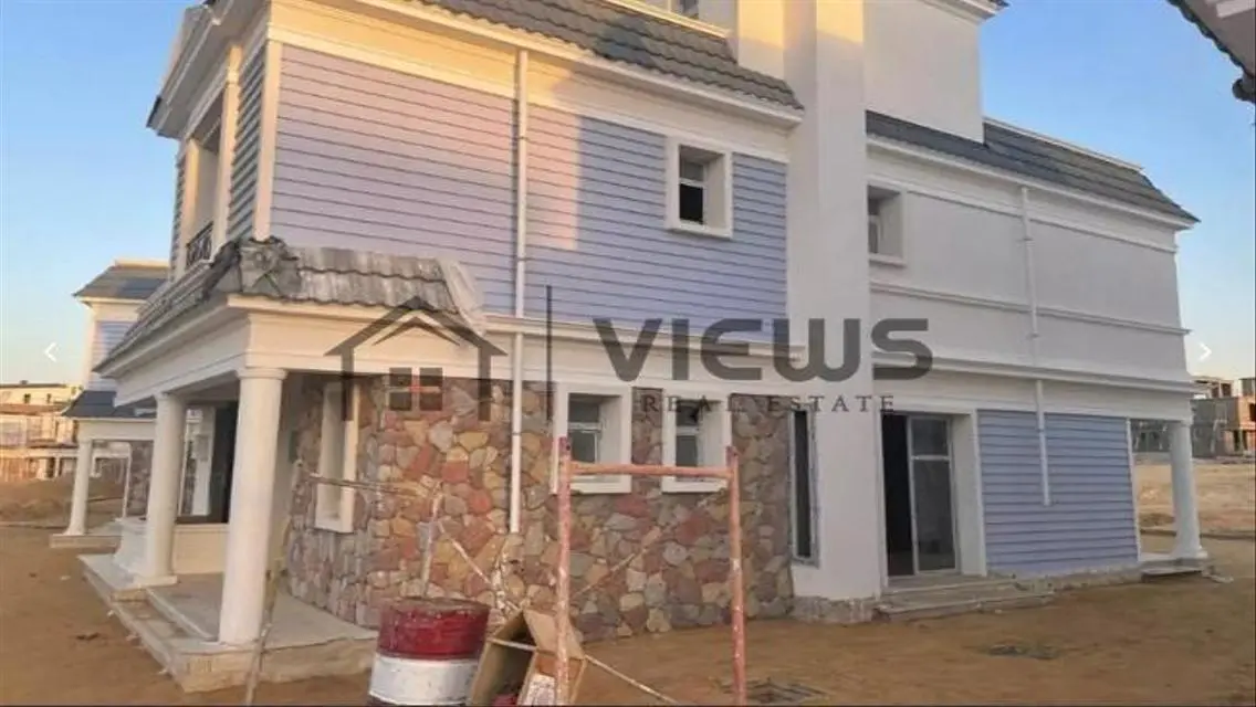Luxurious Apartment in I-City with Private Garden and Stunning Views