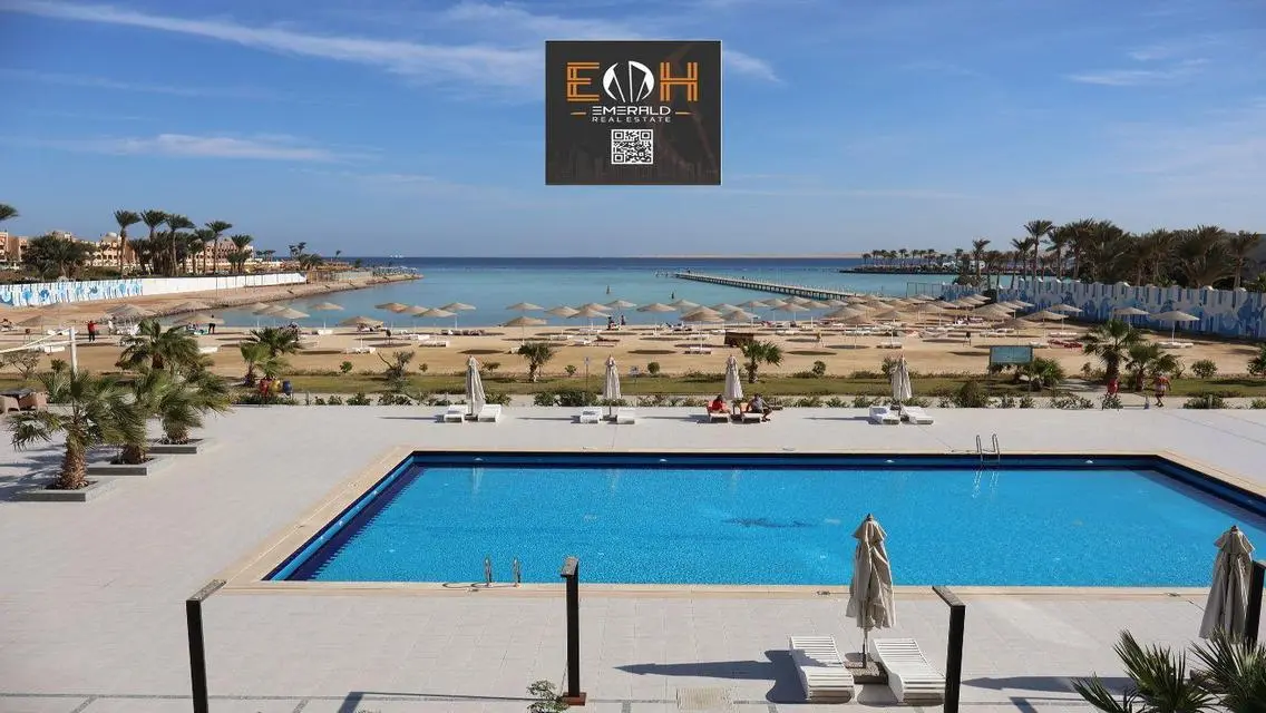 Luxury Apartment with Lake View for Sale