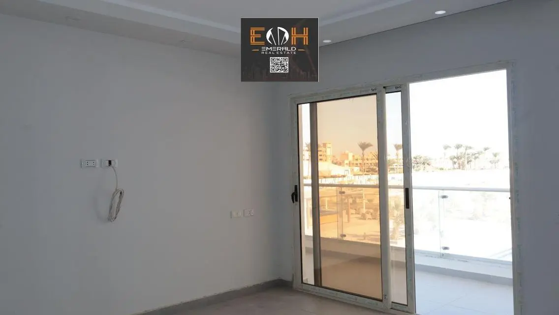 Luxury Apartment with Lake View for Sale