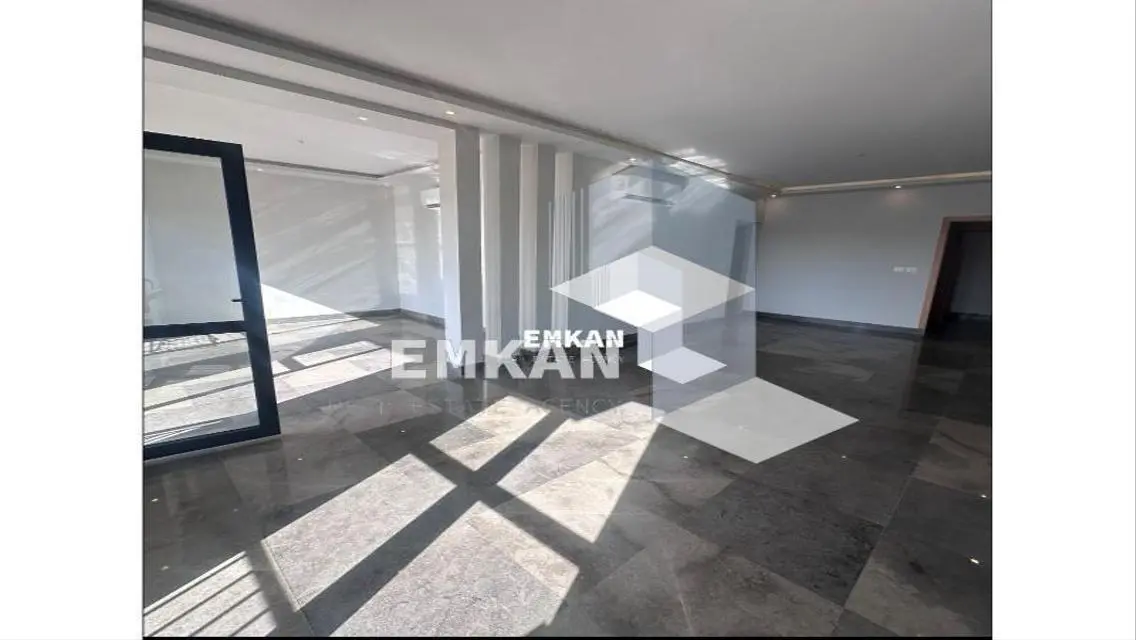 Luxury Apartment for Sale with Spacious Layout