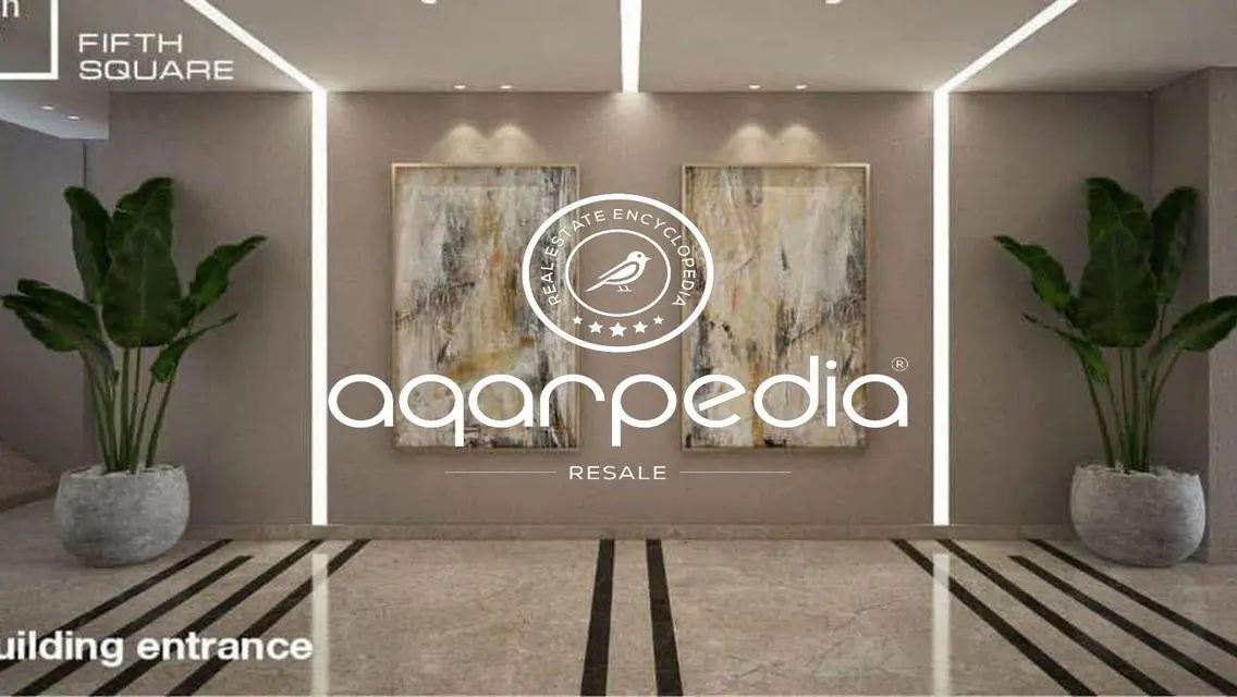 Luxury Apartment Overlooking Lakes - 700 sqm