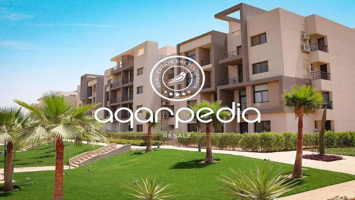 Luxury Apartment Overlooking Lakes - 700 sqm