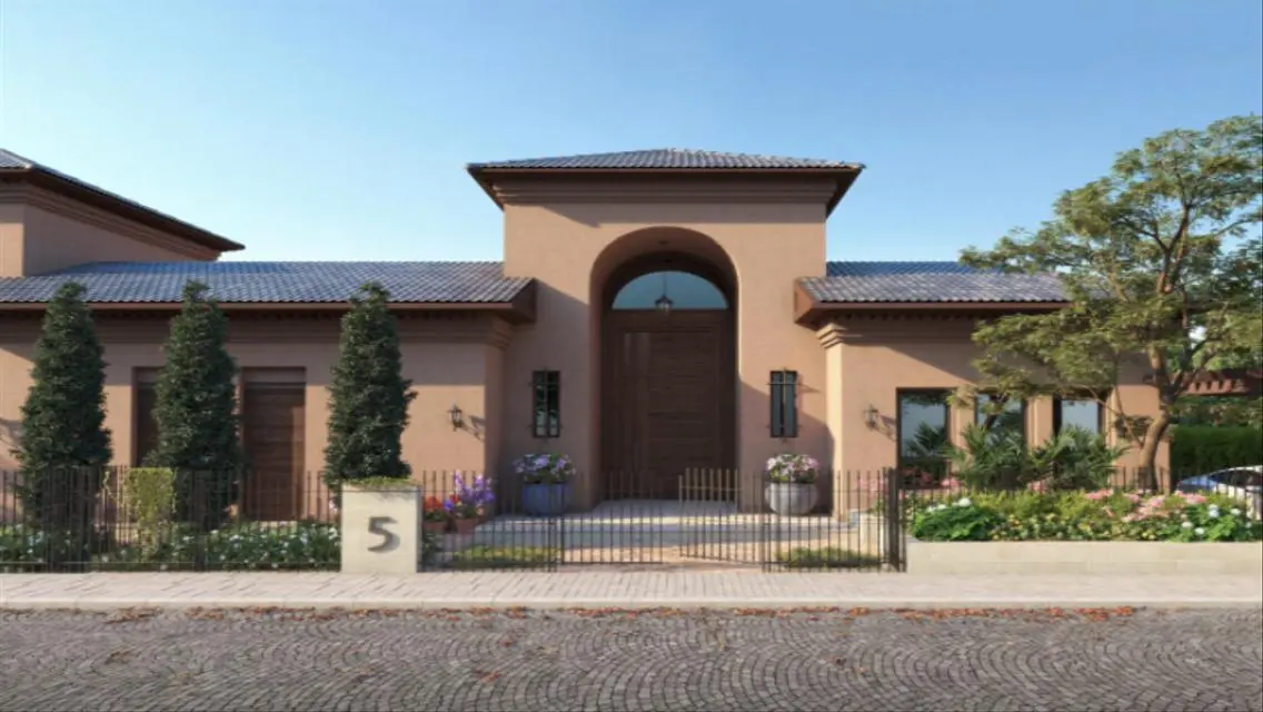 Luxury Home for Sale with Extensive Amenities