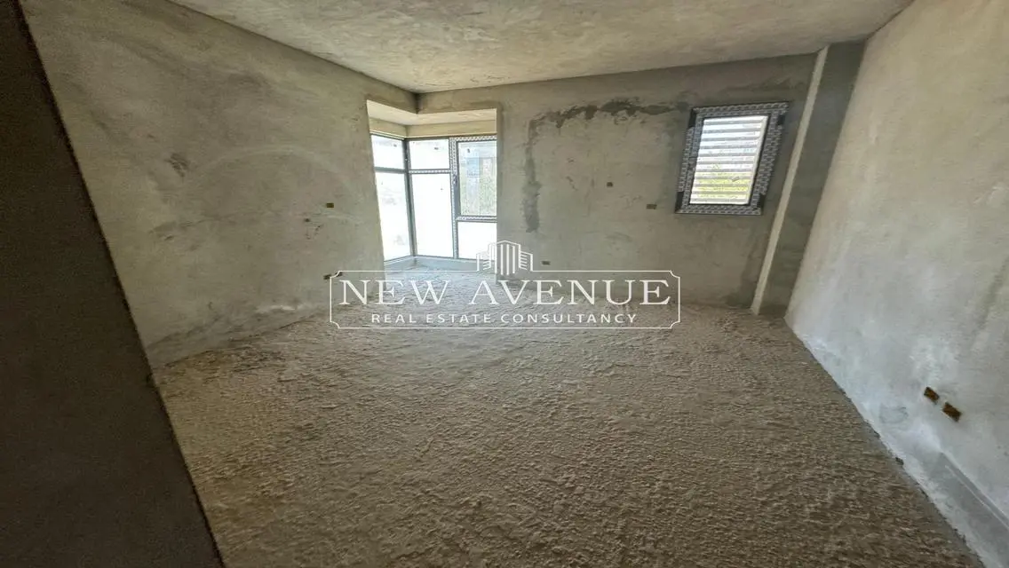 Luxurious Apartment for Sale with Spacious Area