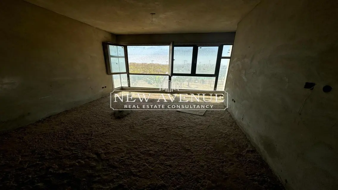 Luxurious Apartment for Sale with Spacious Area