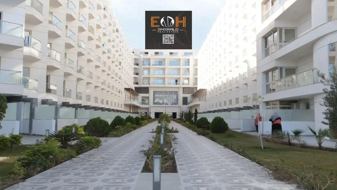 Luxury Apartment with Spacious Layout and Shared Pool