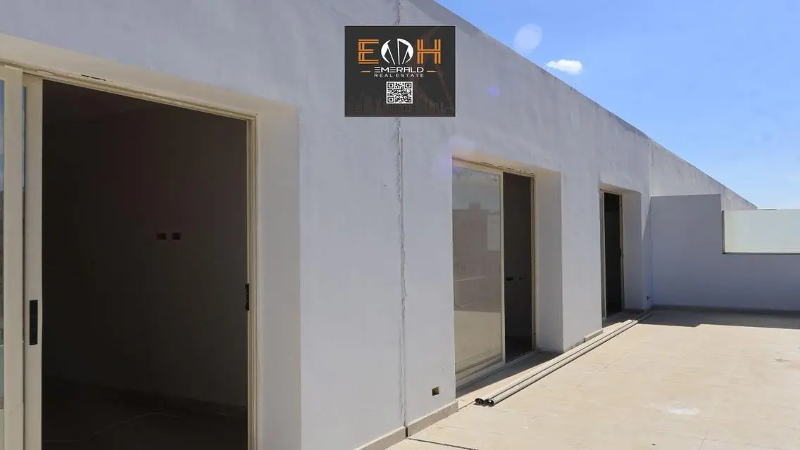 Luxury Apartment with Premium Amenities