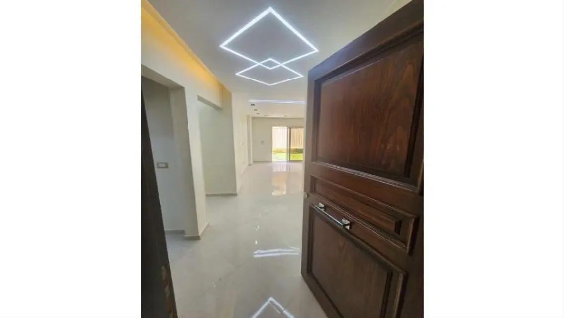Luxury Apartment with Private Garden for Sale in Premier Location