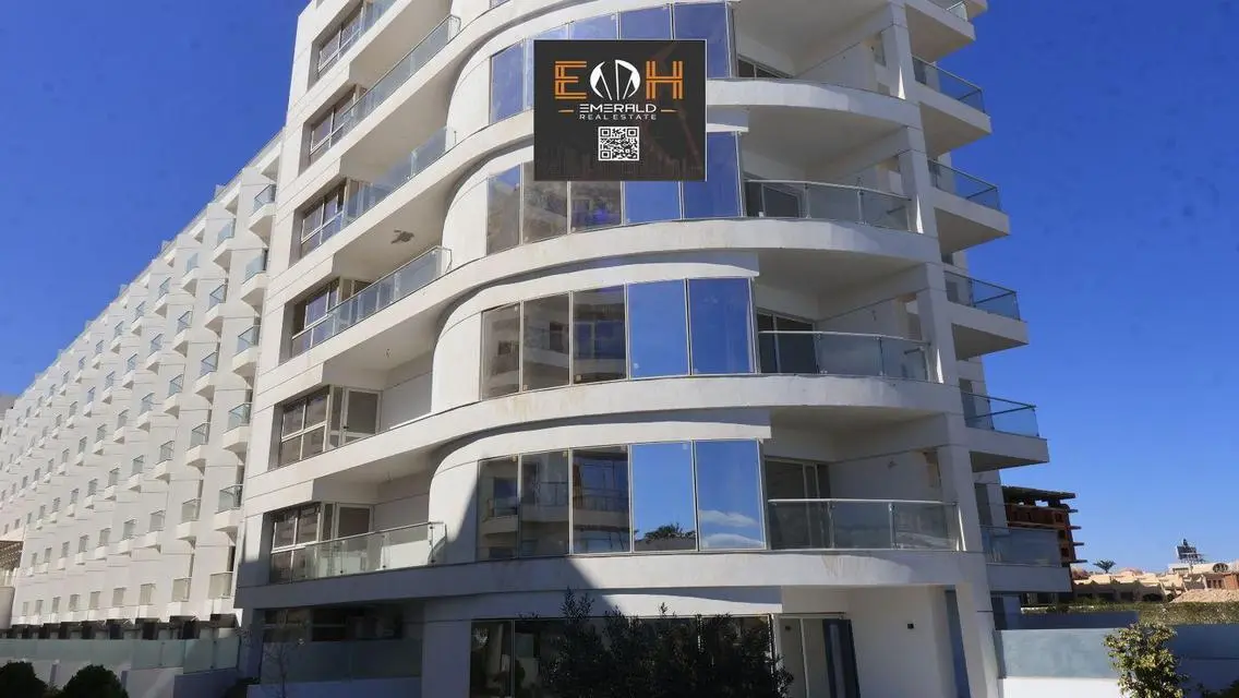 Luxury Apartment with Excellent Amenities for Sale