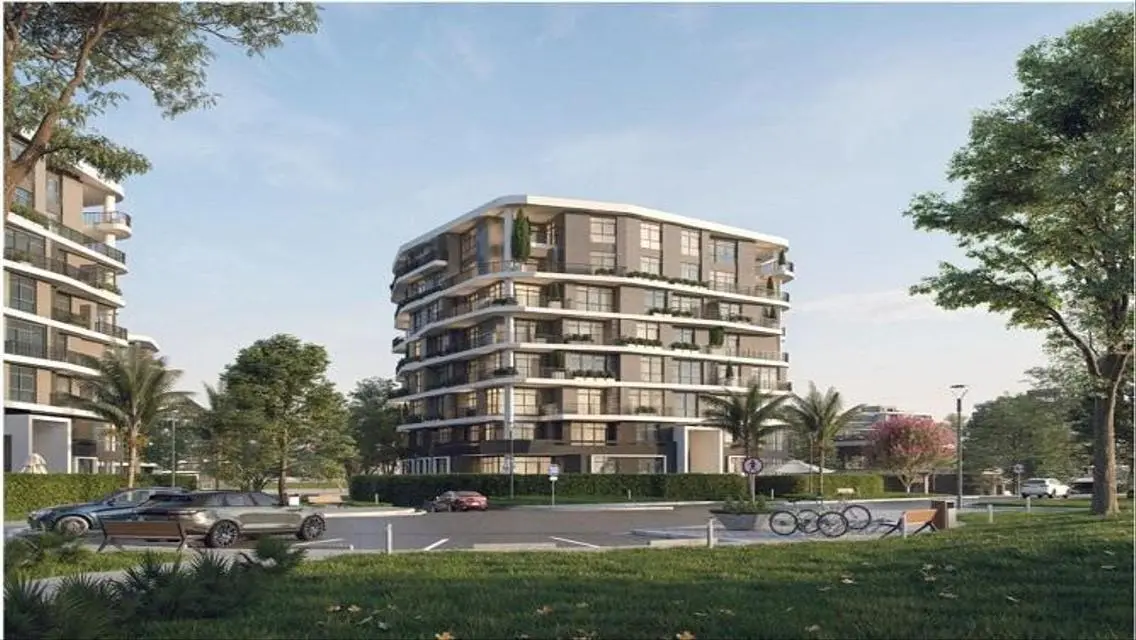 Luxury Apartment in R7 South with Garden and Pool