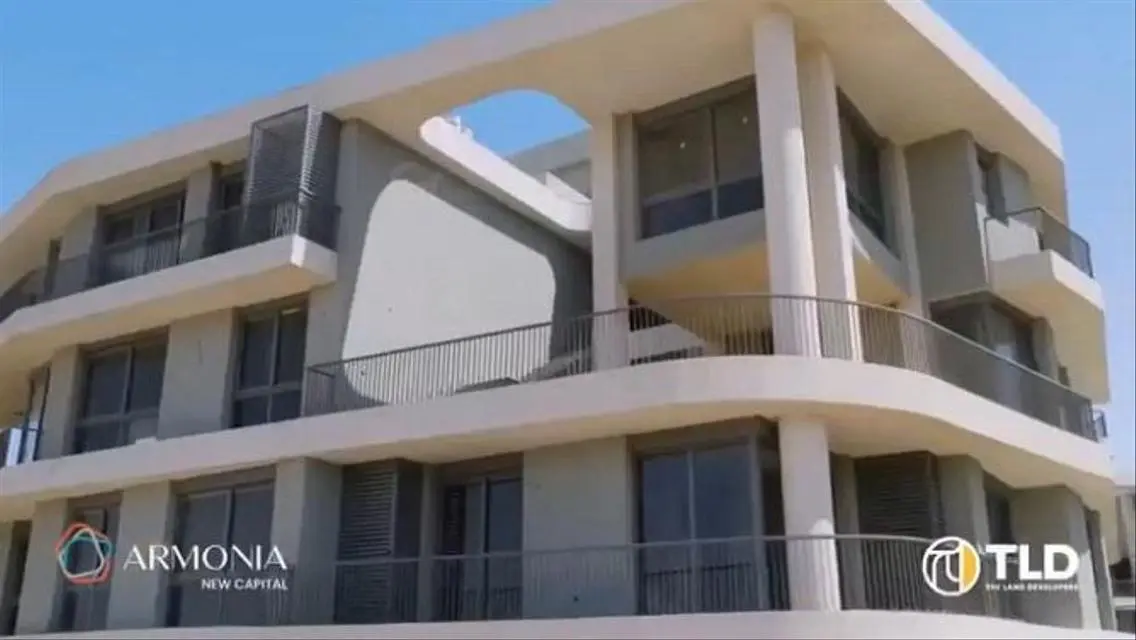 Luxury Apartment in R7 South with Garden and Pool