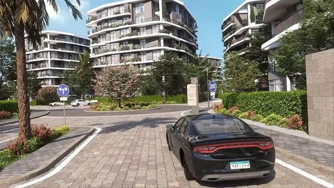 Luxury Apartment in R7 South with Garden and Pool