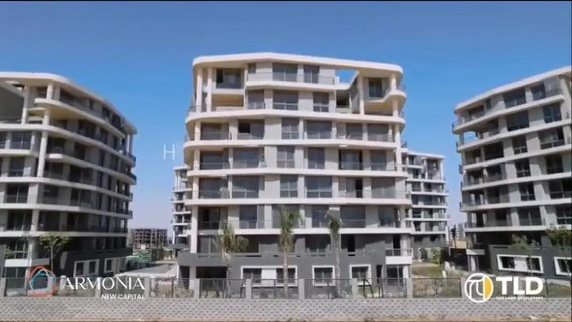 Luxury Apartment in R7 South with Garden and Pool