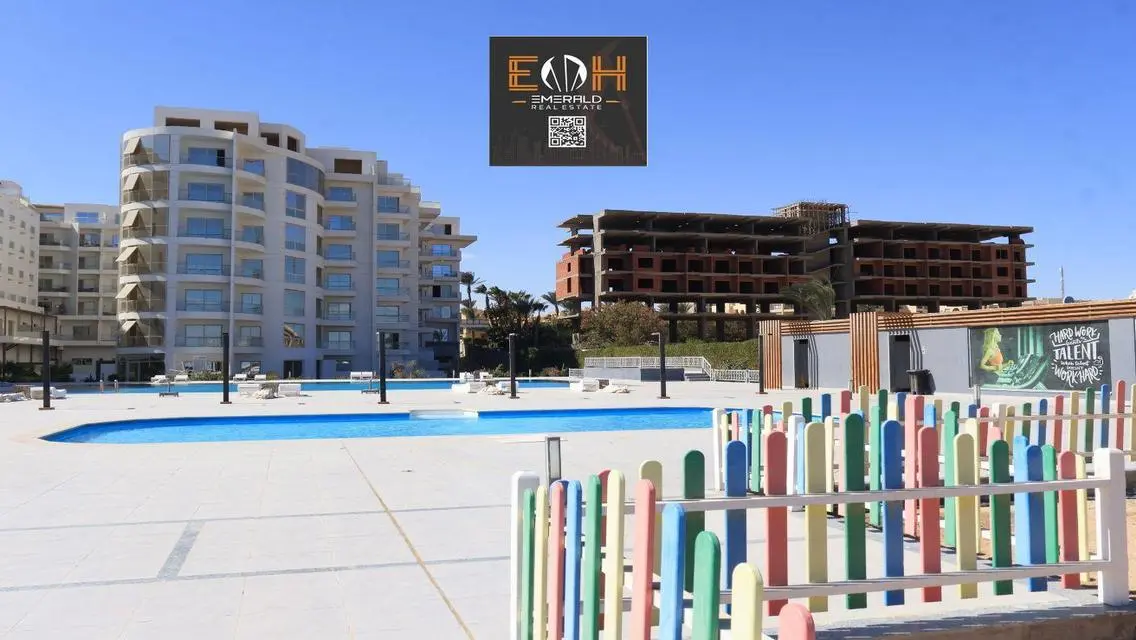 Luxurious Apartment with Stunning Views and Fantastic Amenities