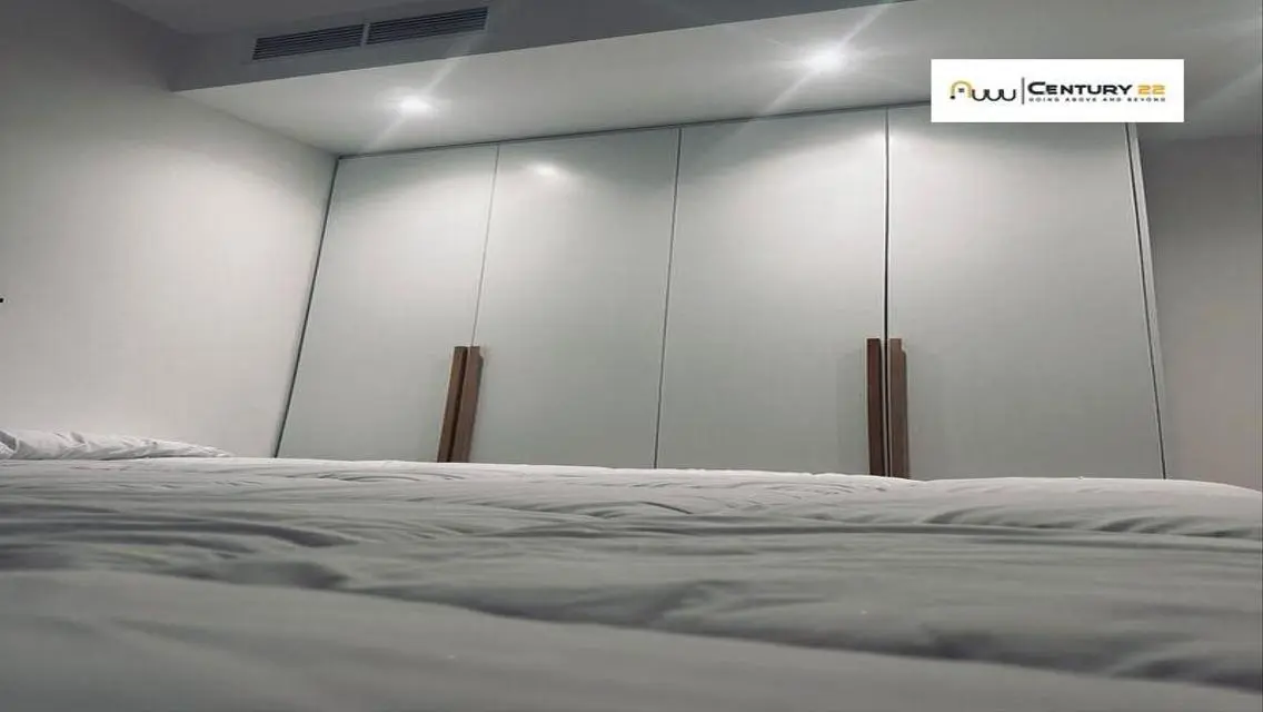 Luxury Apartment in Golden Square Gardens