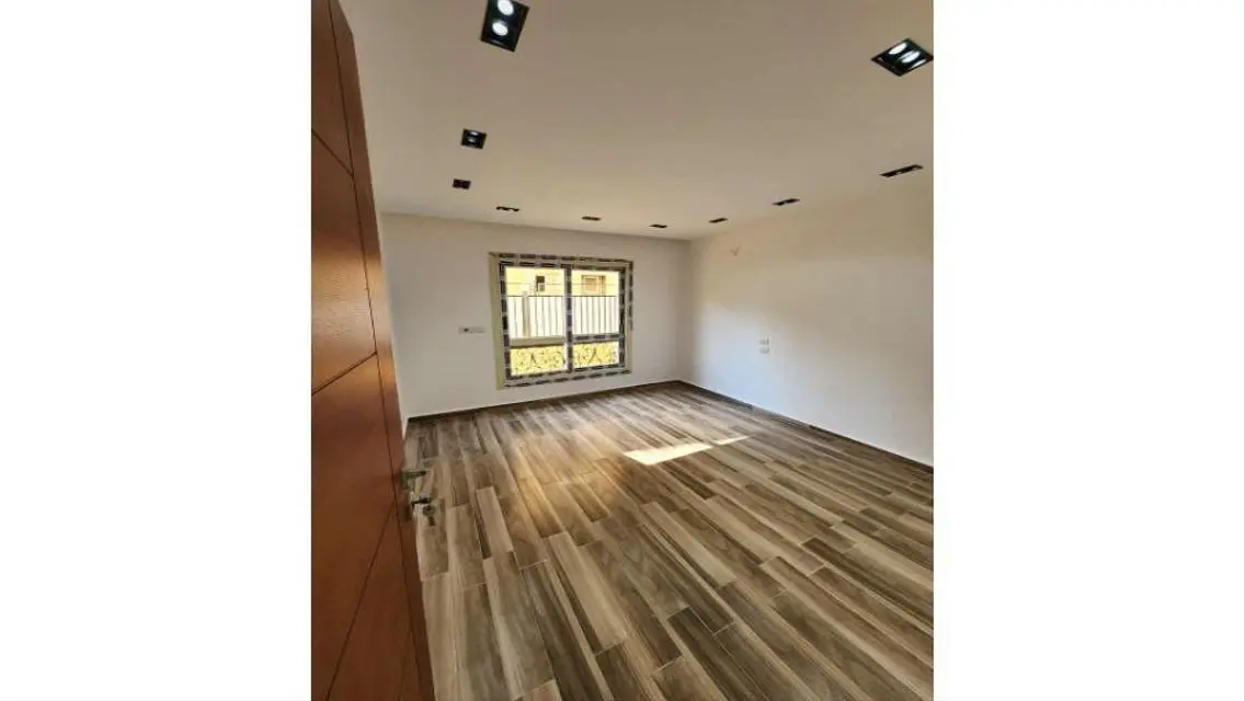 Luxury Apartment for Sale – 800 sqm with Security Services