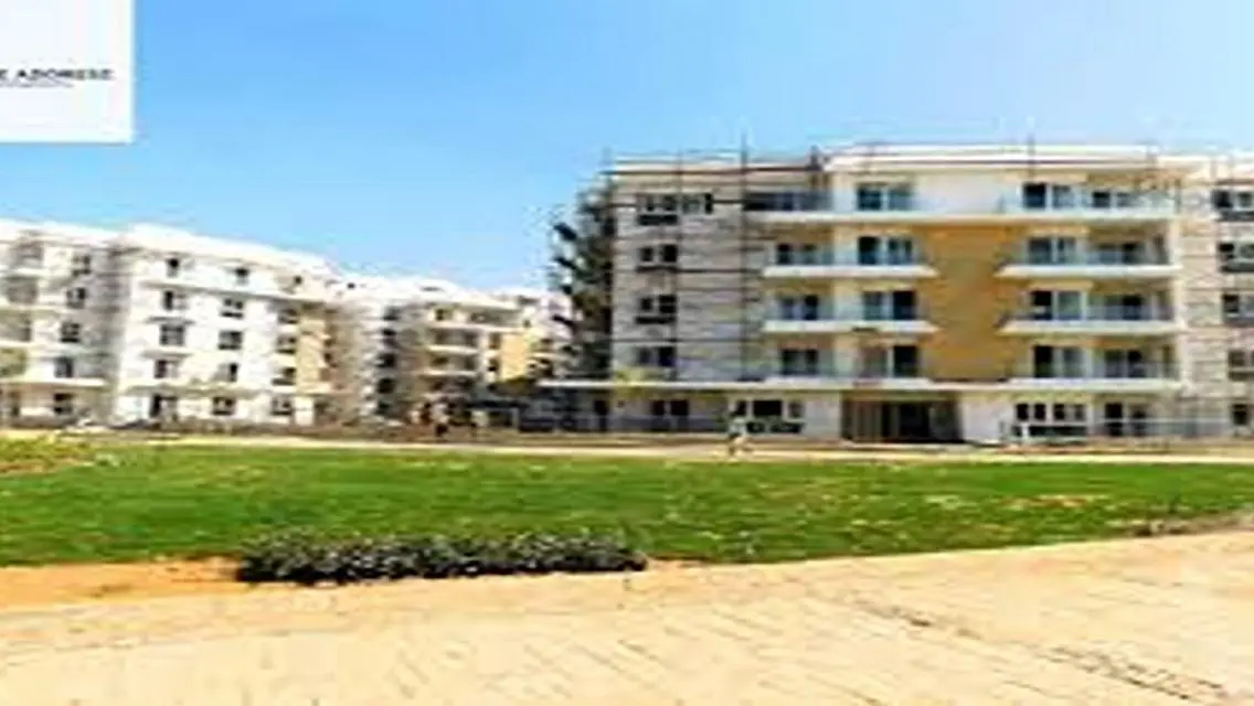 شقة فاخرة للبيع - مساحة واسعة مع إطلالة رائعة