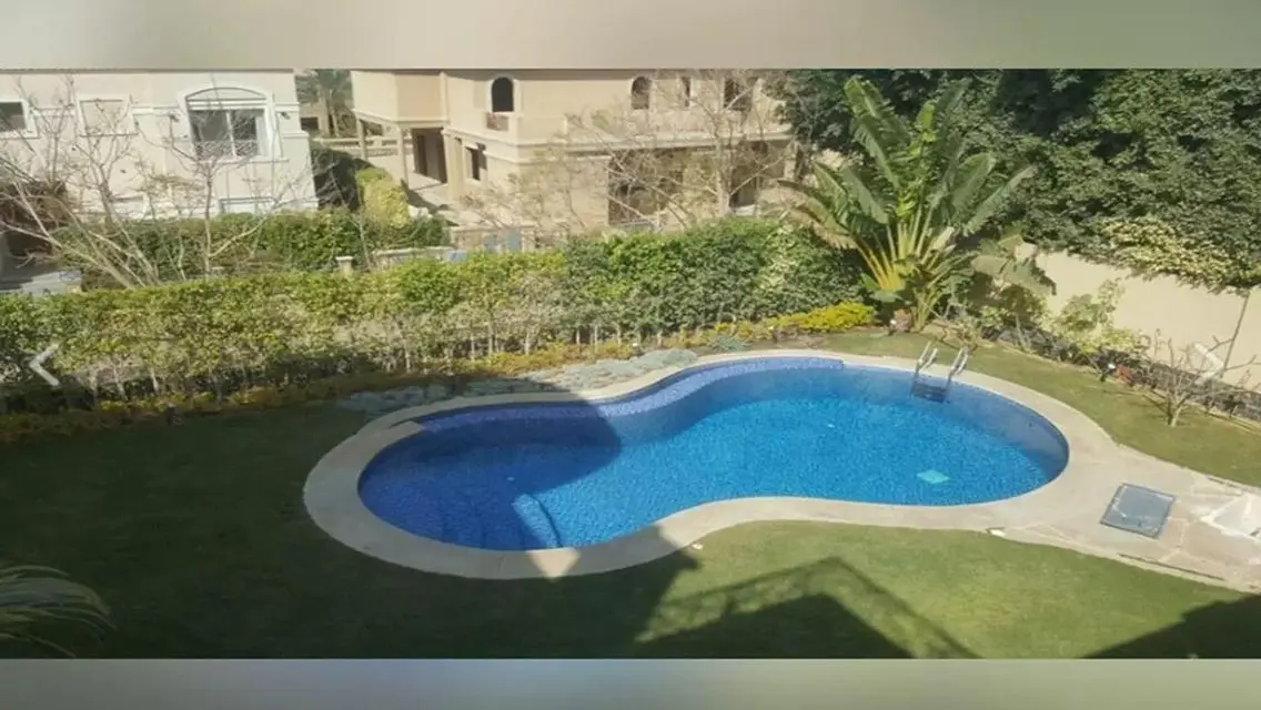 فيلا فاخرة مع مناظر طبيعية خلابة في بحيرات السوان - القاهرة الجديدة