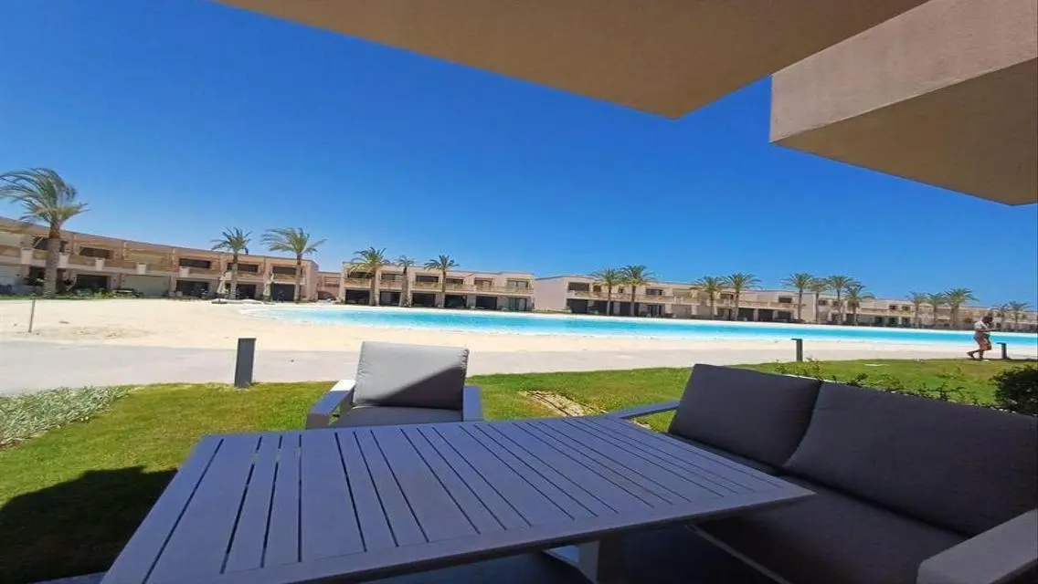 Luxury Villa for Sale with Stunning Lake Views