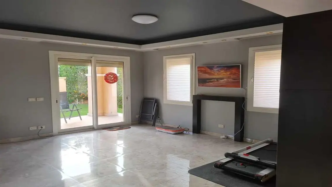 Luxury Apartment with Private Garden and Full Amenities