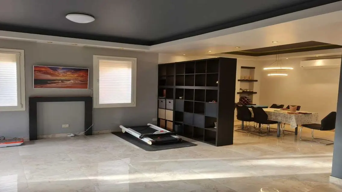 Luxury Apartment with Private Garden and Full Amenities
