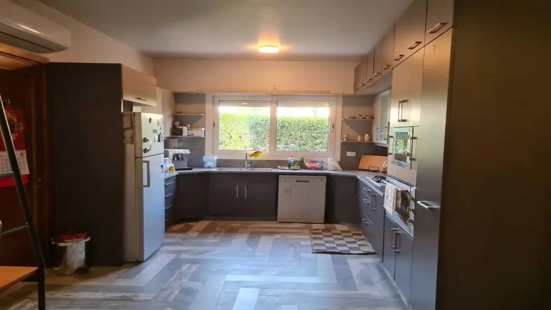 Luxury Apartment with Private Garden and Full Amenities