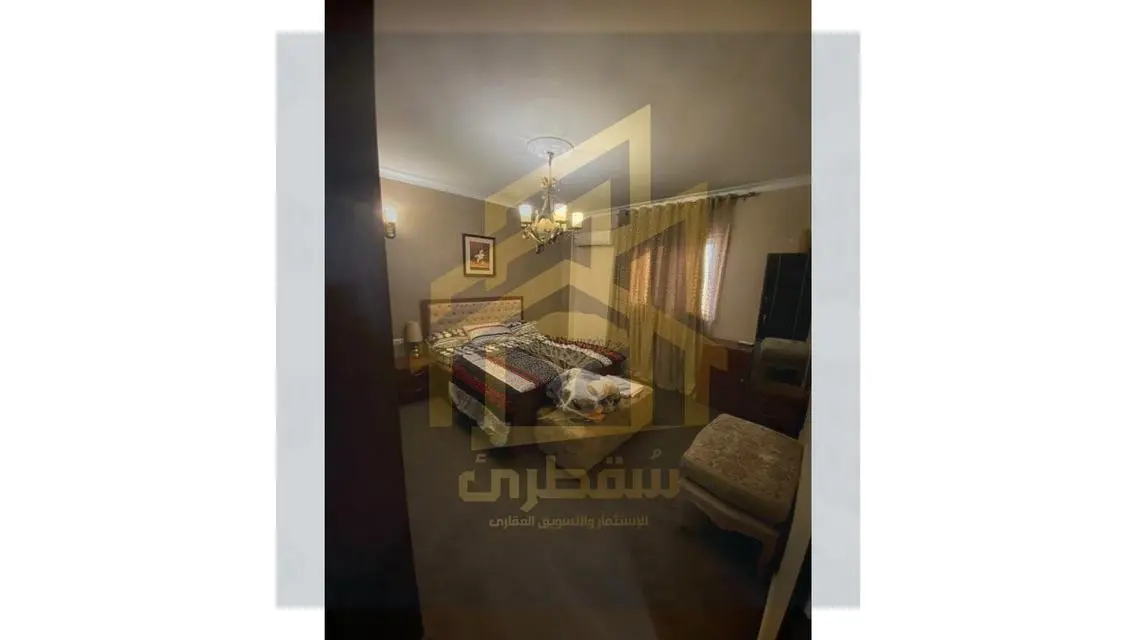 شقة فاخرة للبيع في موقع متميز بمساحة كبيرة
