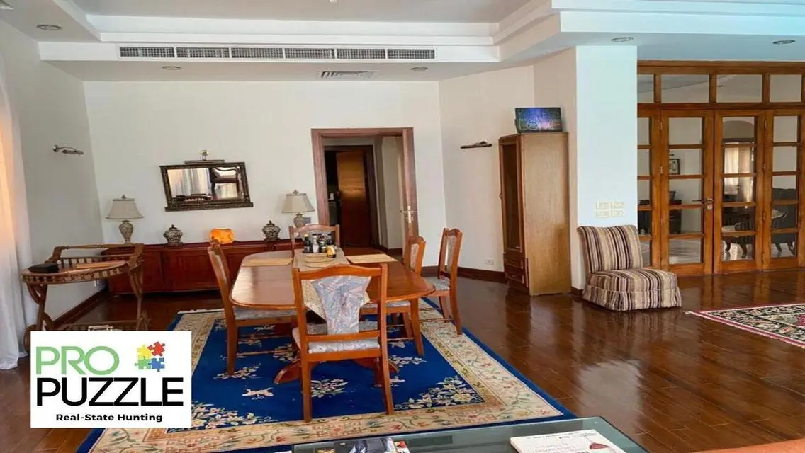 Luxury Villa for Sale in Lakes