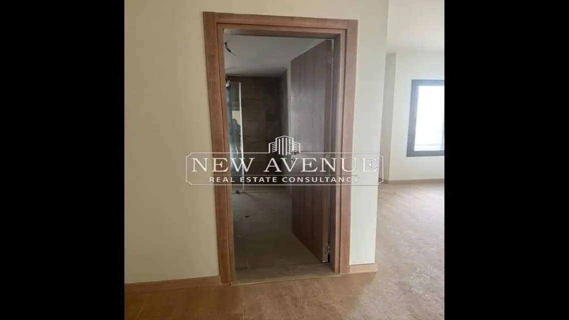 Luxurious Apartment with Spacious Layout and Stunning View