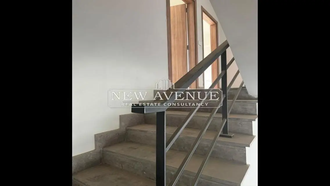 Luxurious Apartment with Spacious Layout and Stunning View
