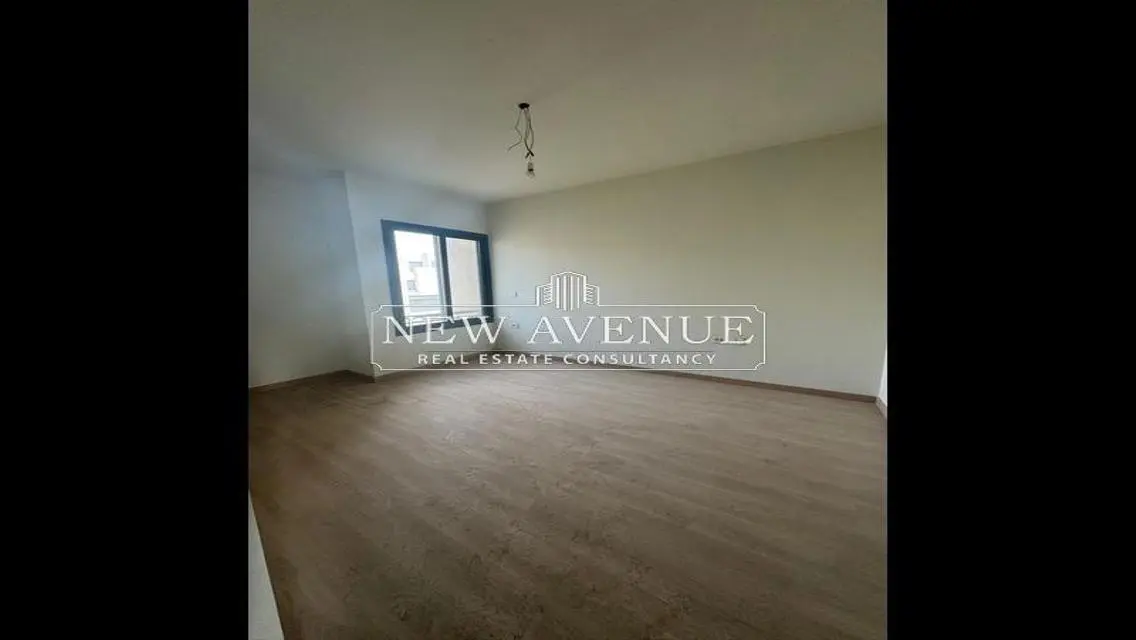 Luxurious Apartment with Spacious Layout and Stunning View